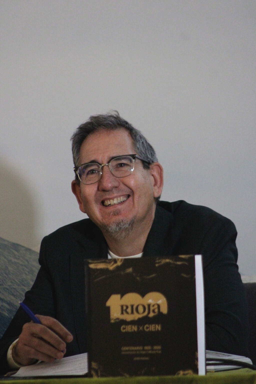 Javier Alonso, director de Comunicación de Gráficos de Oyón, durante la mesa redonda