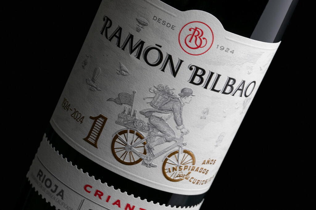 Ramón Bilbao ha apostado por materiales reciclados en sus etiquetas e, incluso, en el soporte pet.